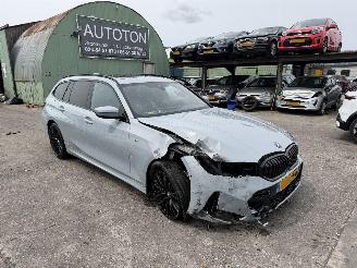 BMW 3-serie 330e 135KW Pano Clima Navi M-Pakket NAP picture 6