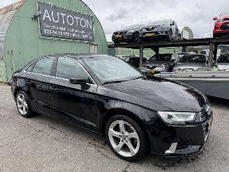 Schadeauto Audi A3 30 TFSI 85KW Clima Navi Led Sport Lease Edition Led NAP 2019/6