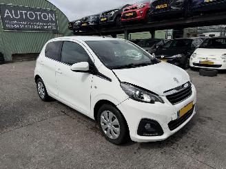Auto incidentate Peugeot 108 1.0 e-VTI 53KW Led Airco 5-Drs Active NAP 2020/1