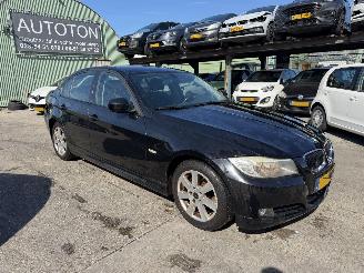 Schadeauto BMW 3-serie 318i 105KW Autom. Clima Executive Sedan 2009/3