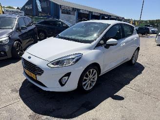 Auto incidentate Ford Fiesta 1.0 Ecoboost 74KW Titanium Clima Navi Camera NAP 2018/8