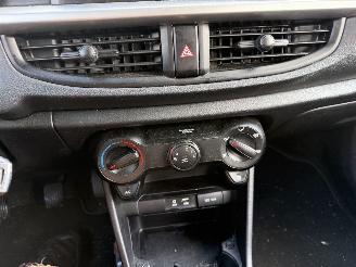 Kia Picanto 1.0 CVVT 49KW Airco 5-Drs EcocomyPlusLine NAP picture 7