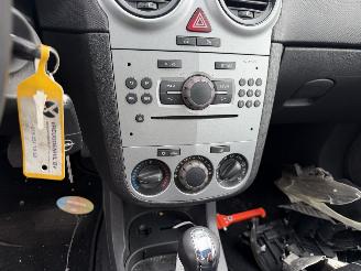 Opel Corsa 1.4-16V 66KW Automaat Airco Enjoy 5-Drs NAP picture 9