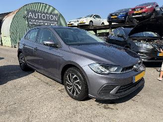 uszkodzony samochody osobowe Volkswagen Polo 1.0 TSI 70KW Life Clima Navi Led 5-Drs NAP 2023/1