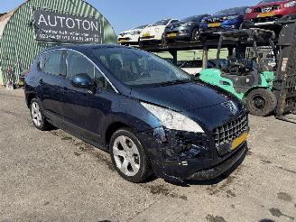 skadebil auto Peugeot 3008 1.6 VTI 88KW Pano Clima Premiere NAP 2010/1