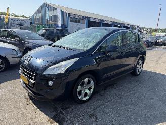 Schadeauto Peugeot 3008 1.6 VTI 88KW Pano Clima Premiere NAP 2010/1