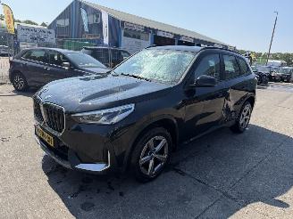 skadebil auto BMW X1 18i sDrive Autom. 100KW Clima Navi Led Camera NAP 2023/8