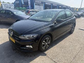 skadebil auto Volkswagen Polo 1.0 TSI 70KW Airco Navi Camera Comfortline 5-Drs NAP 2019/8
