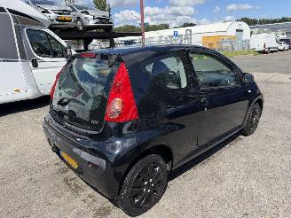 krockskadad bil auto Peugeot 107 1.0-12V 50KW XR NAP 2009/6