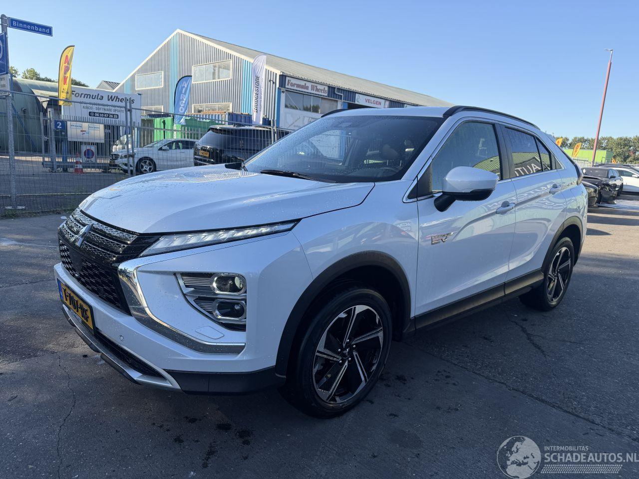 Mitsubishi Eclipse Cross 2.4 PHEV 72KW Intense Autom. Clima Navi Led NAP