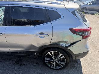 Nissan Qashqai 1.2 85KW N-Connecta Pano Clima Navi Led NAP picture 18