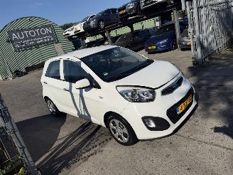 Unfallwagen Kia Picanto 1.0 CVVT 51KW Airco Led BusinessLine 5-Drs NAP 2015/2