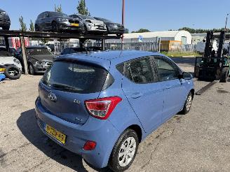 Hyundai I-10 1.0i 49KW Clima i-Motion Comfort NAP picture 2