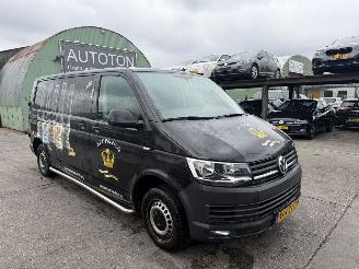 damaged commercial vehicles Volkswagen Transporter 2.0 TDI 75KW L2H1 Highline Clima Schuifdeur NAP 2020/3
