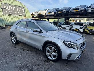Vaurioauto  passenger cars Mercedes GLA 200 115KW Autom. Pano Clima Navi Premium Plus NAP 2018/4
