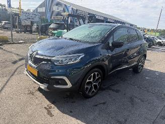 Unfallwagen Renault Captur 1.3 TCE 96KW Clima Navi Led Camera Intens NAP 2019/3