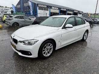 Avarii autoturisme BMW 3-serie 330e 135KW Hybrid Clima Navi Leer Led 2018/3