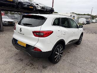 krockskadad bil auto Renault Kadjar 1.2 TCE 96KW Autom. Pano Clima Navi Led Bose NAP 2016/10