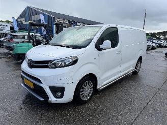 krockskadad bil bedrijf Toyota Proace 2.0 D-4D 130KW Autom. Long Professional Clima Navi Camera 2018/6