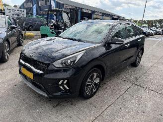 skadebil auto Kia Niro 1.6 GDI 77KW Hybrid Clima Navi Camera Led Dynamicline 2019/8