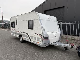 LMC 470D Musica Munsterland Vastbed Middenkeuken Rondzit 2010/8