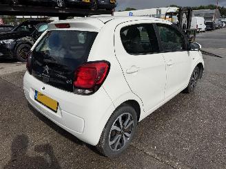 damaged passenger cars Citroën C1 1.0 e-VTI 51KW Airco Navi Camera Led Shine NAP 2017/5
