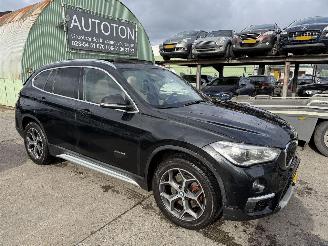 krockskadad bil auto BMW X1 xDrive20i 141KW Autom. Pano Clima Navi Hud High Executive 2017/9