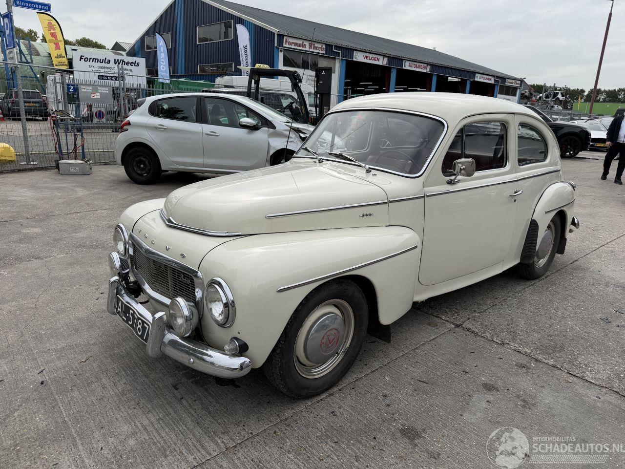 Volvo PV-544 C kattenrug