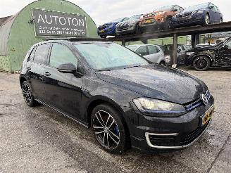 Volkswagen Golf 1.4 GTE 110KW DSG Pano Clima Navi Led Leer NAP 2015/12