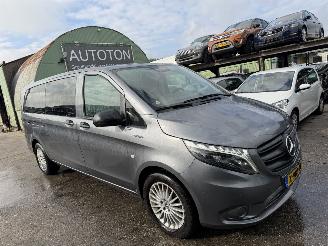 Schadeauto Mercedes Vito eVito 90 kWh 150KW L2 Pro Tourer Clima Navi Led 2023/10