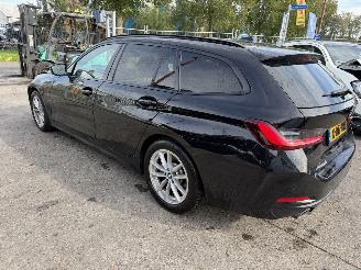 BMW 3-serie 320e 150KW Autom. Pano Clima Navi NAP picture 4