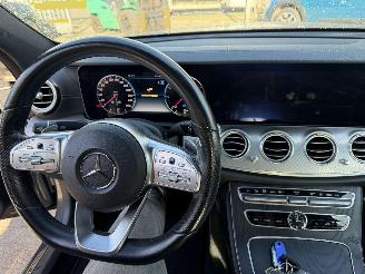 Mercedes E-klasse 300 e 155KW Hybrid AMG Autom. Sfeerverlichting Clima Navi Led Xenon NAP picture 13
