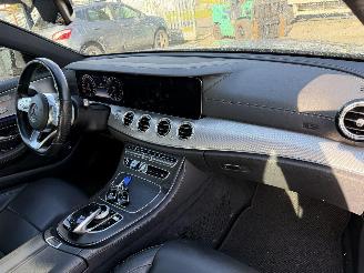 Mercedes E-klasse 300 e 155KW Hybrid AMG Autom. Sfeerverlichting Clima Navi Led Xenon NAP picture 8