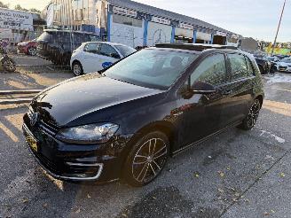 Voiture accidenté Volkswagen Golf 1.4 GTE 110KW Pano Clima Navi Led NAP 2015/12