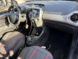 Peugeot 108 1.0 e-VTI 50KW Led Airco Active 5-Drs picture 6