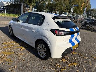 Peugeot 208 1.2 55KW Clima Led Active 5-Drs NAP picture 4