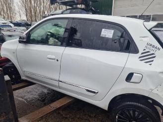 Uttjänta bilar auto Renault Twingo Twingo III (AH), Hatchback 5-drs, 2014 ZE R80 2022/12