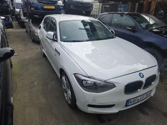 Vrakbiler auto BMW 1-serie 1 serie (F20), Hatchback 5-drs, 2011 / 2019 116i 1.6 16V 2014/1