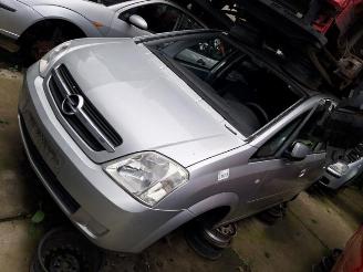 Vrakbiler auto Opel Meriva Meriva (A), MPV, 2003 / 2010 1.4 16V Twinport 2005/10