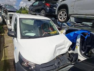 Vrakbiler auto Mercedes Vito Vito (447.6), Van, 2014 1.6 109 CDI 16V 2017/2