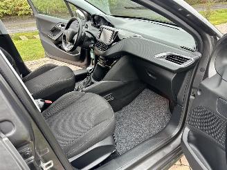 Peugeot 208 Tech edition picture 17