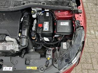 Peugeot 208 1.2 Allure picture 36