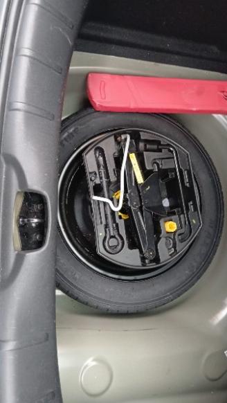 Citroën C3 C3 (SC) Hatchback 5-drs 1.4 (TU3AE5(KFT)) [54kW]  (11-2009/09-2016) picture 10