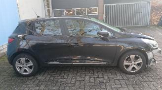 Renault Clio Clio IV (5R) Hatchback 5-drs 0.9 Energy TCE 90 12V (H4B-400(H4B-A4)) [=
66kW]  (11-2012/08-2021) picture 6