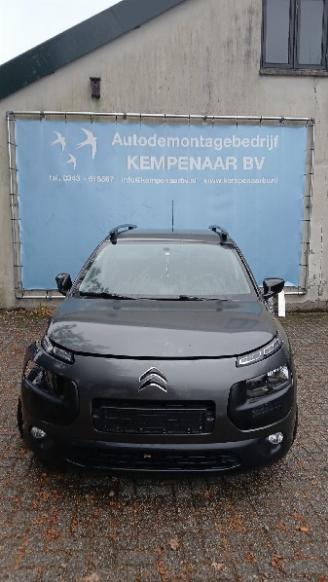 Uttjänta bilar auto Citroën C4 C4 Cactus (0B/0P) Hatchback 5-drs 1.2 PureTech 82 12V (EB2F(HMZ)) [60k=
W]  (09-2014/...) 2016/10