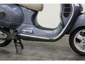 Vespa  GTS picture 8