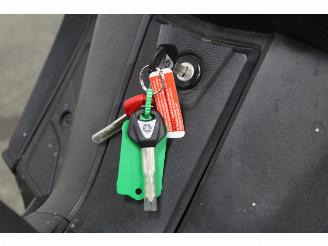 Yamaha YP 400 R picture 5