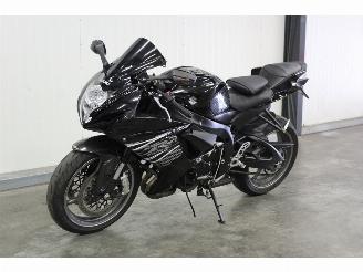 Suzuki GSX-R 600  picture 2