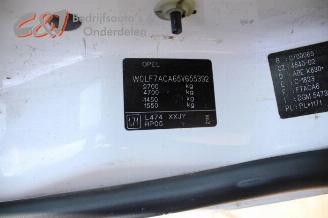 Opel Vivaro Vivaro, Van, 2000 / 2014 1.9 DTI 16V picture 18