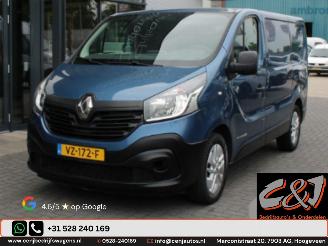 krockskadad bil bedrijf Renault Trafic 1.6 dCi T27 L1H1 Turbo2 Energy airco navi 3 zits zijschade 2016/8